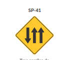 TRES CARRILES DE TRÁNSITO (UNO EN CONTRAFLUJO)